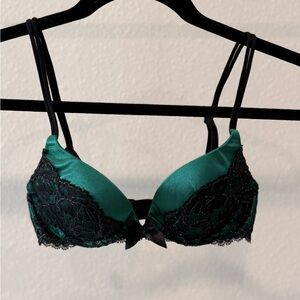 Victoria's Secret Teal and Black Lace Bra